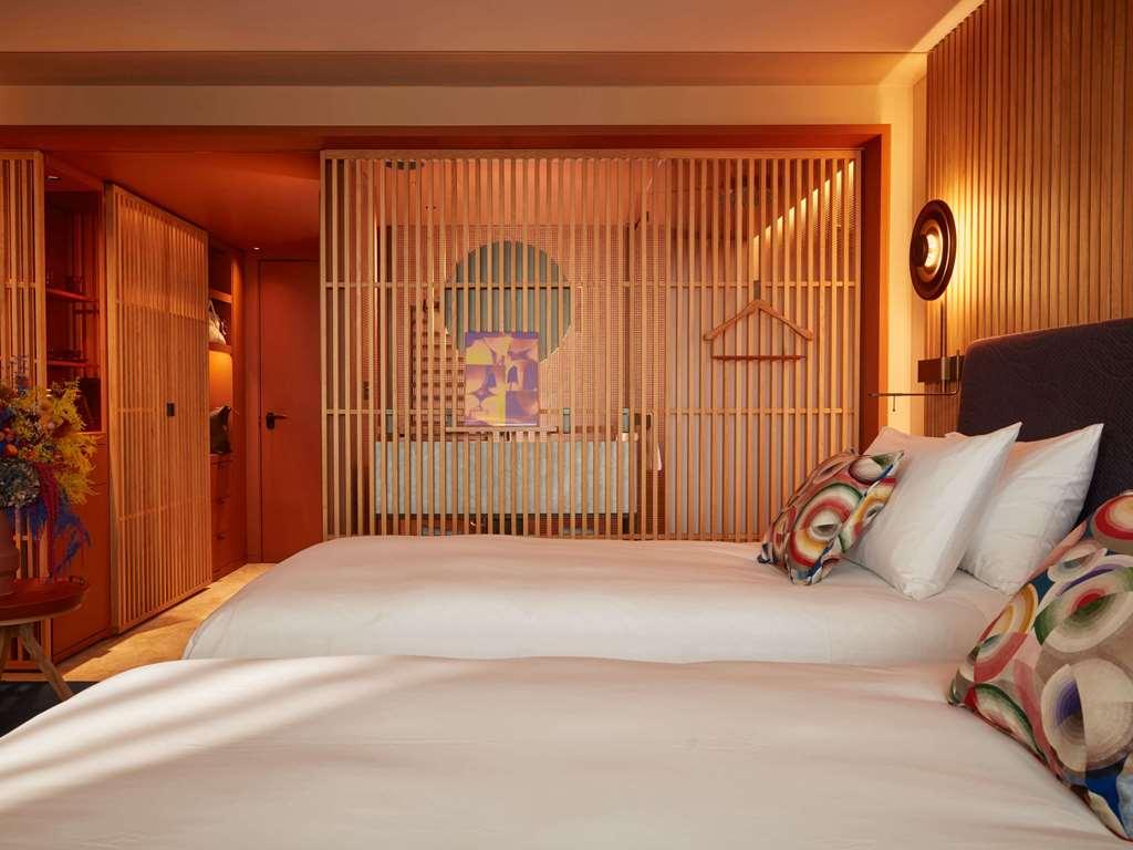 So/ Paris Hotel Room photo