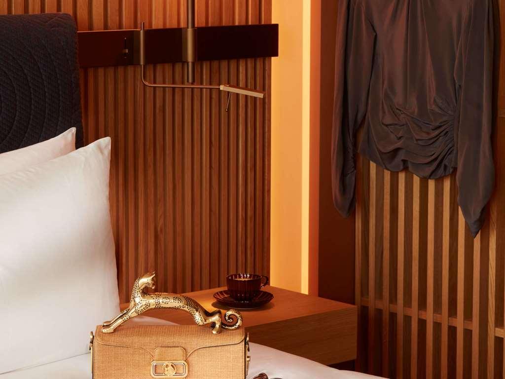 So/ Paris Hotel Room photo
