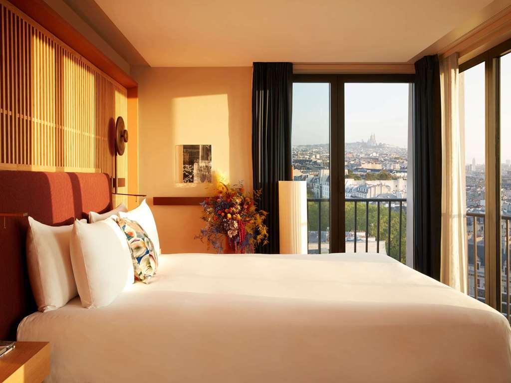 So/ Paris Hotel Room photo