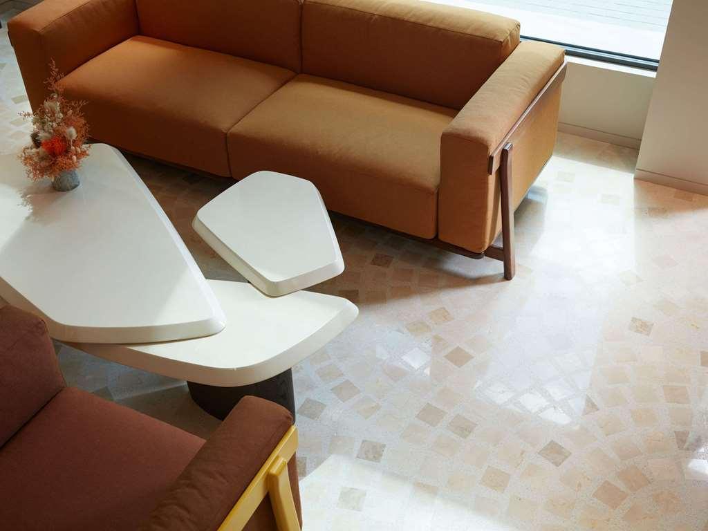 So/ Paris Hotel Restaurant photo