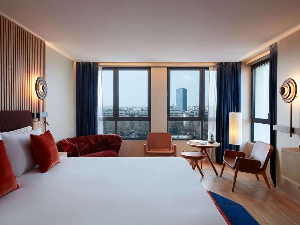 So/ Paris Hotel Room photo