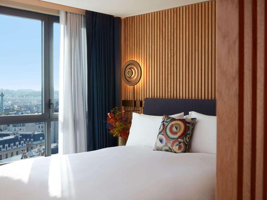 So/ Paris Hotel Room photo